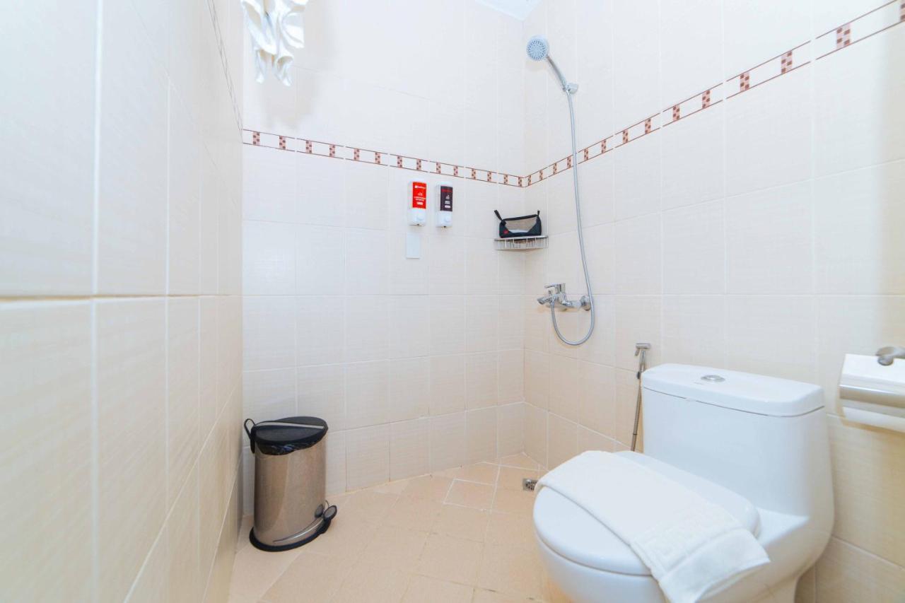 Hotel Reddoorz Premium @ Sta Rosa Tagaytay Road Silang Esterno foto