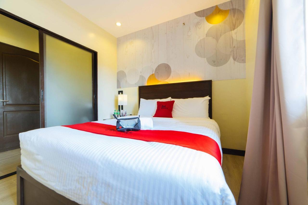 Hotel Reddoorz Premium @ Sta Rosa Tagaytay Road Silang Esterno foto
